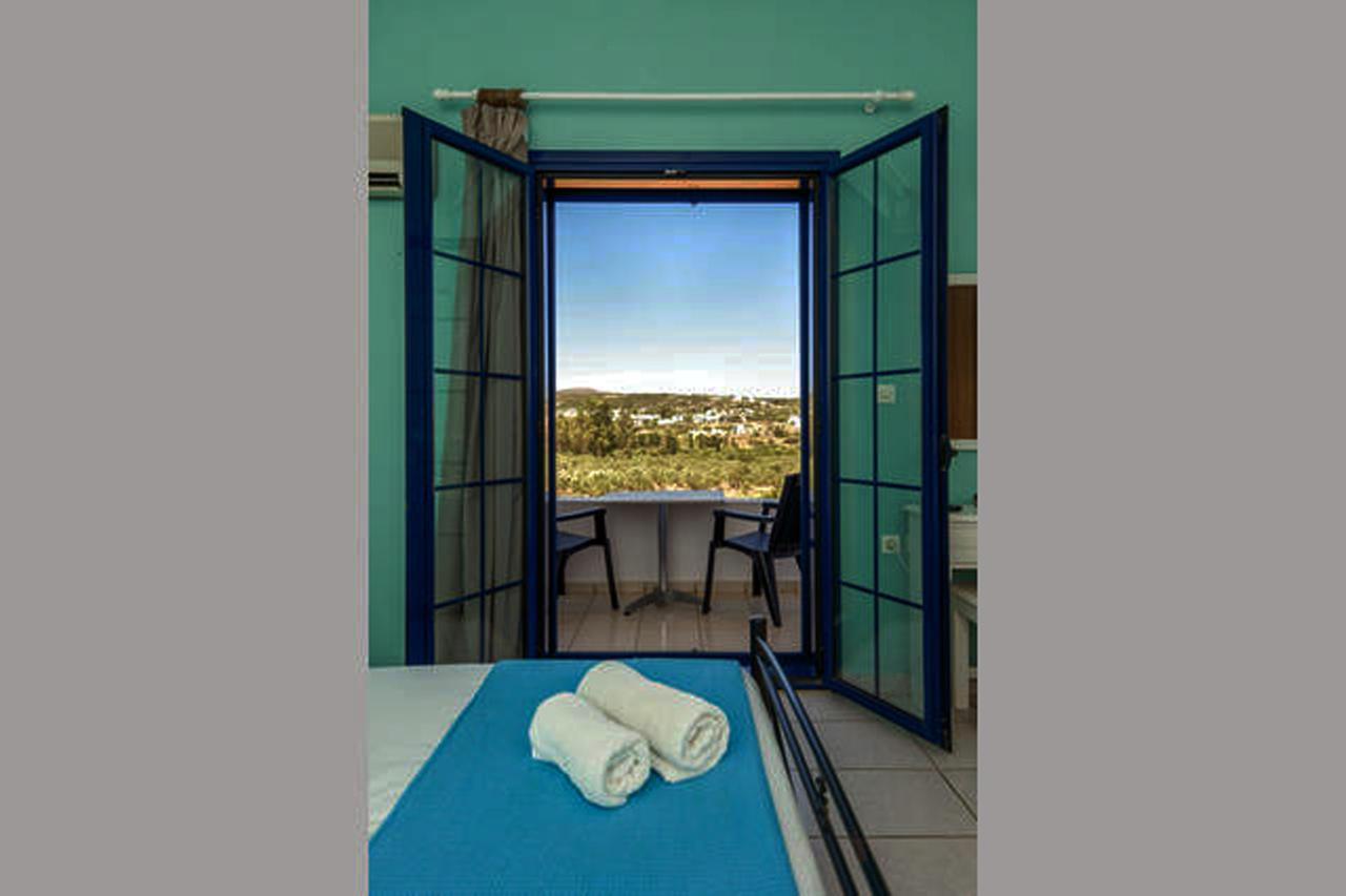 Contaratos Holiday Lettings Livadi  Экстерьер фото